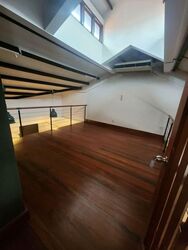 North Bridge Road (D7), Office #581298001